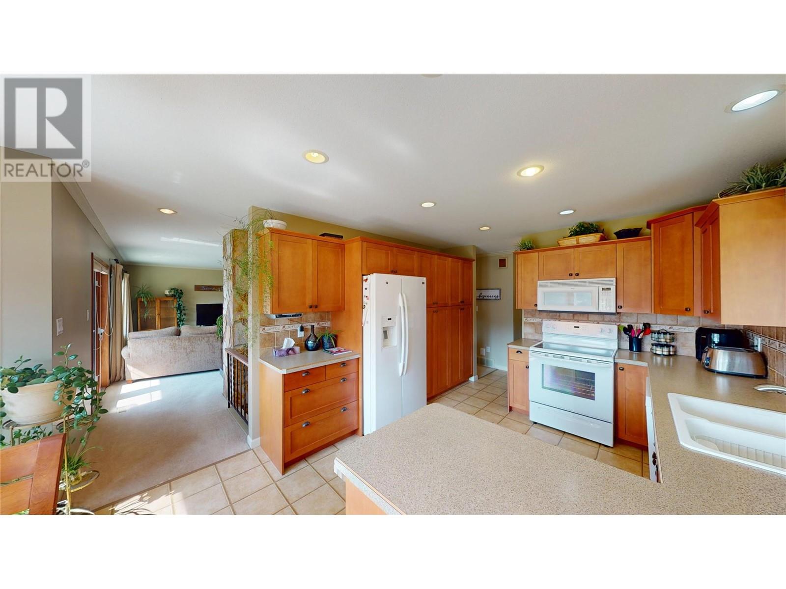 Property at 4001 9TH Street S image 1