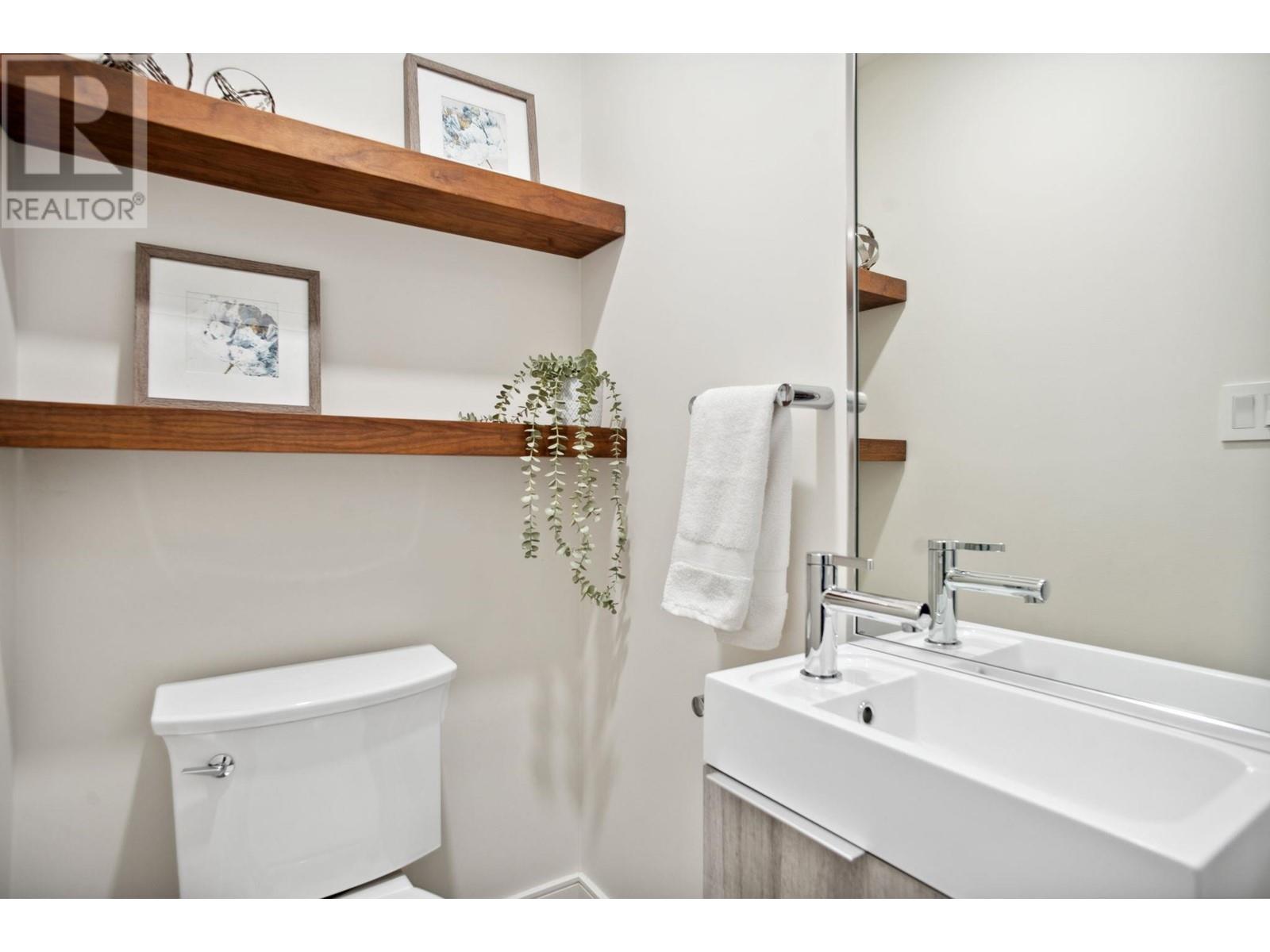 2728 Wall Street, Vancouver, British Columbia  V5K 1A9 - Photo 22 - R2973800