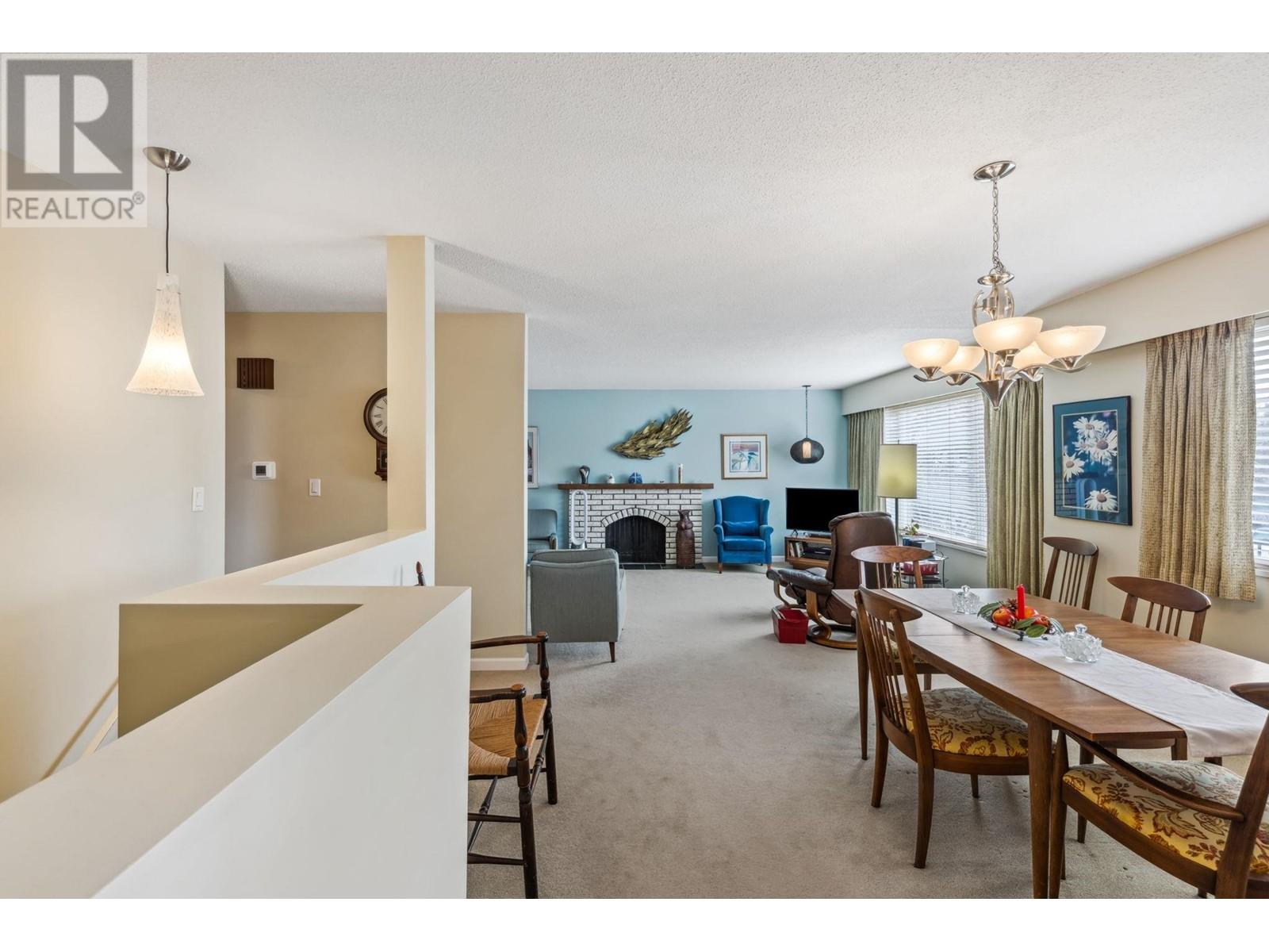 Listing Picture 7 of 31 : 6520 RIVERDALE DRIVE, Richmond / 烈治文 - 魯藝地產 Yvonne Lu Group - MLS Medallion Club Member