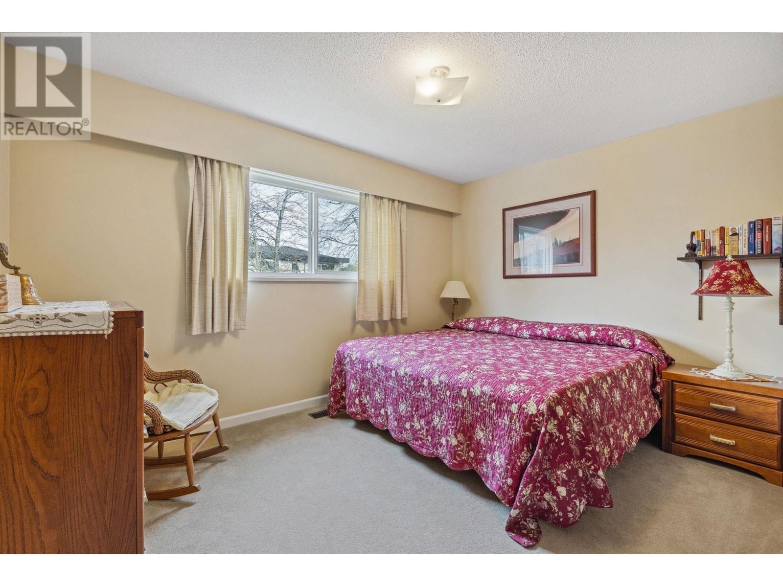 Listing Picture 25 of 31 : 6520 RIVERDALE DRIVE, Richmond / 烈治文 - 魯藝地產 Yvonne Lu Group - MLS Medallion Club Member