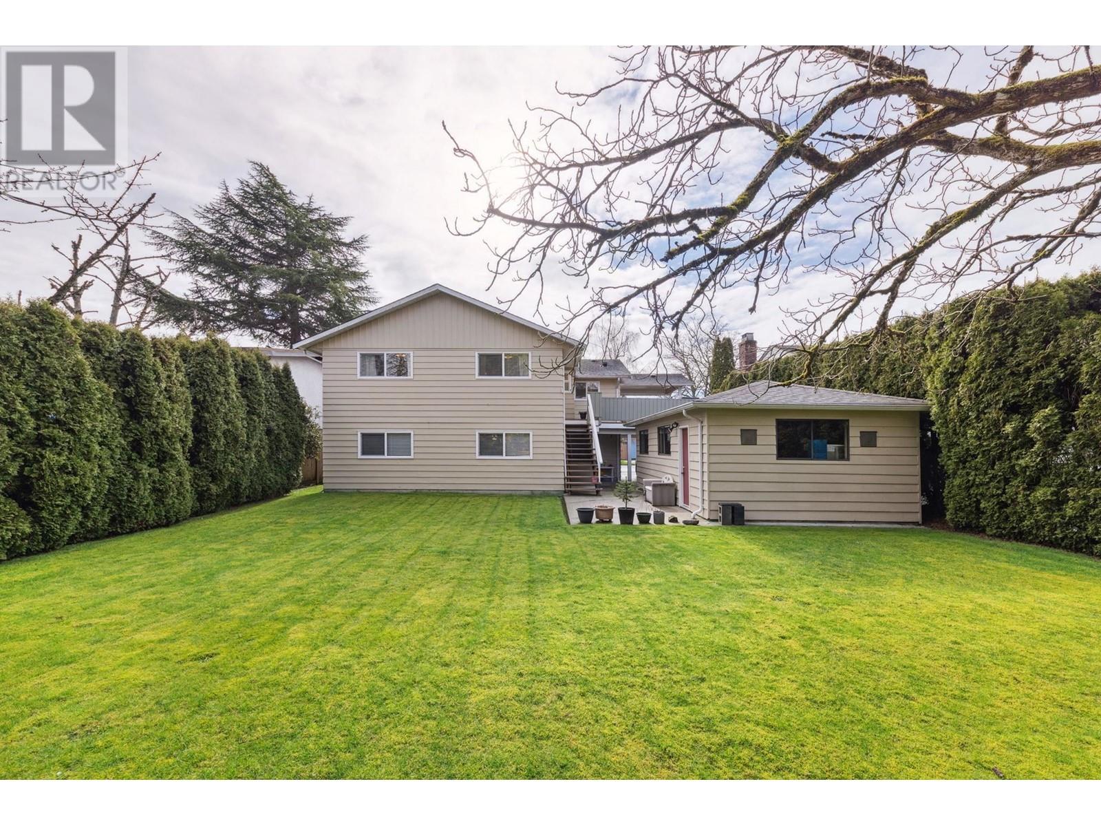 Listing Picture 29 of 31 : 6520 RIVERDALE DRIVE, Richmond / 烈治文 - 魯藝地產 Yvonne Lu Group - MLS Medallion Club Member