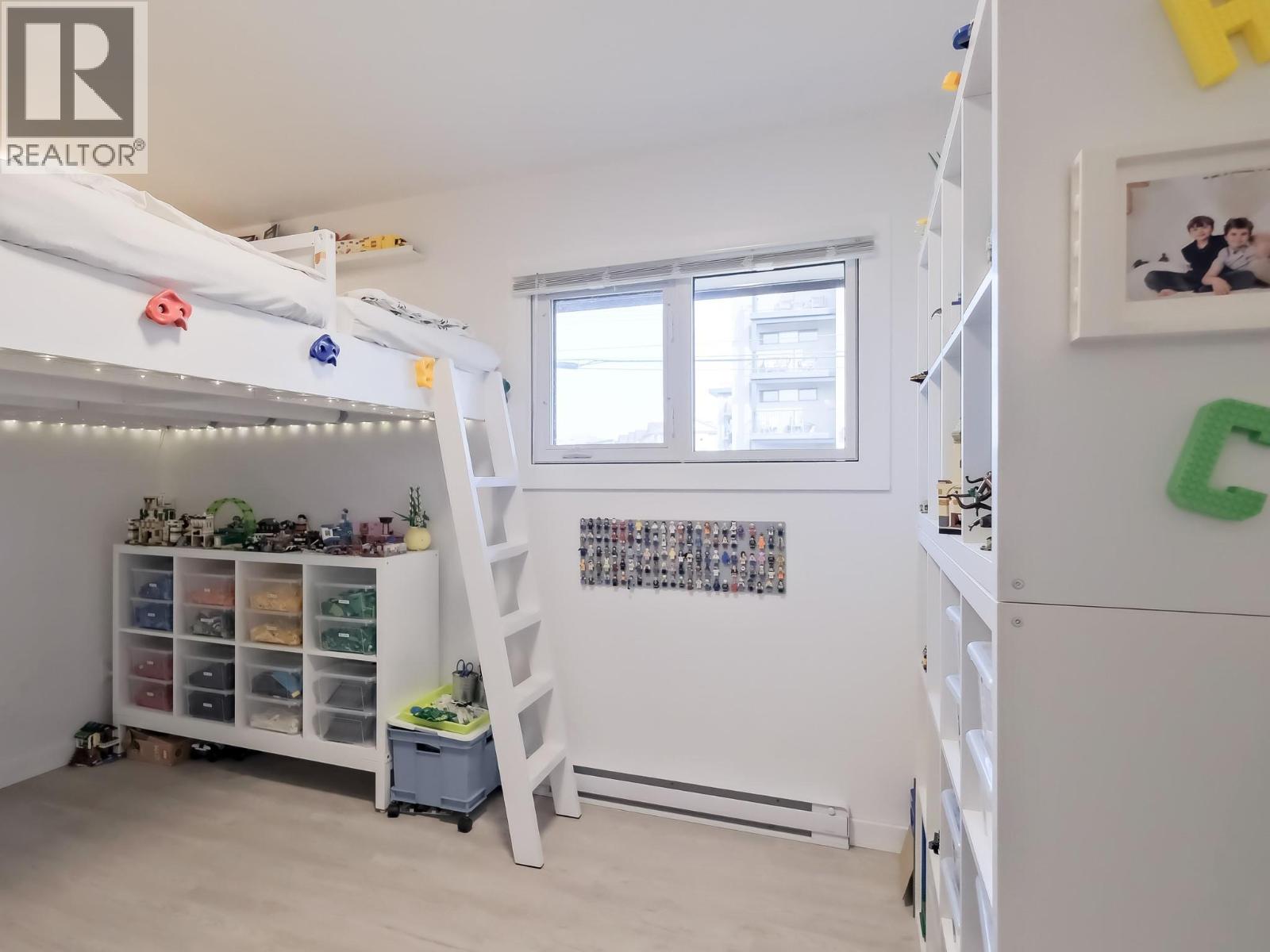 210 Yorkton Avenue, Penticton, British Columbia  V2A 3V2 - Photo 17 - 10337942