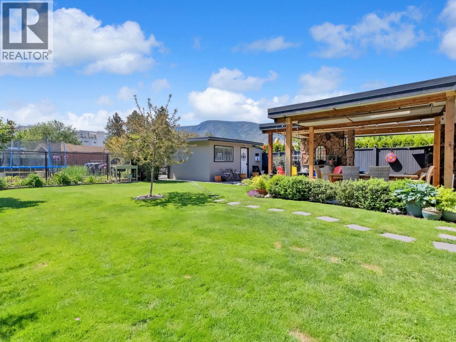 210 Yorkton Avenue, Penticton, British Columbia  V2A 3V2 - Photo 27 - 10337942