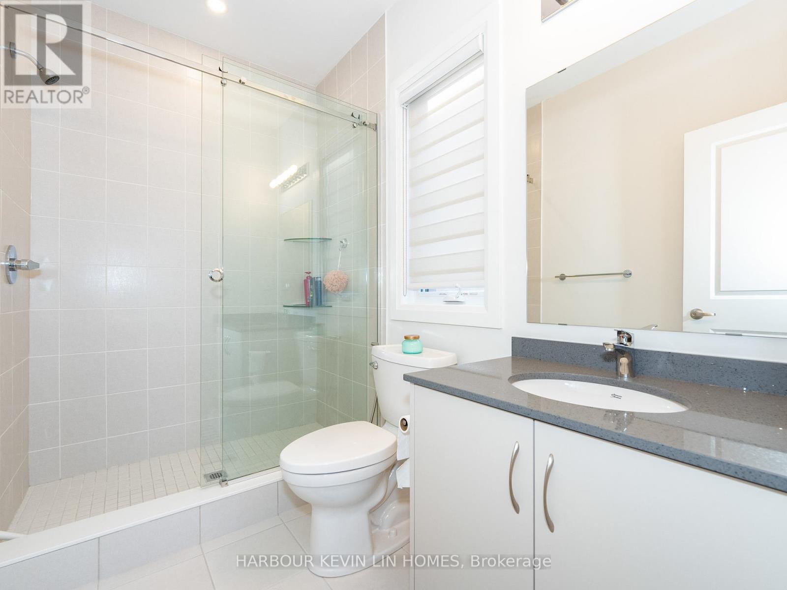9 Backhouse Drive, Richmond Hill, Ontario  L4E 1M8 - Photo 27 - N12005699