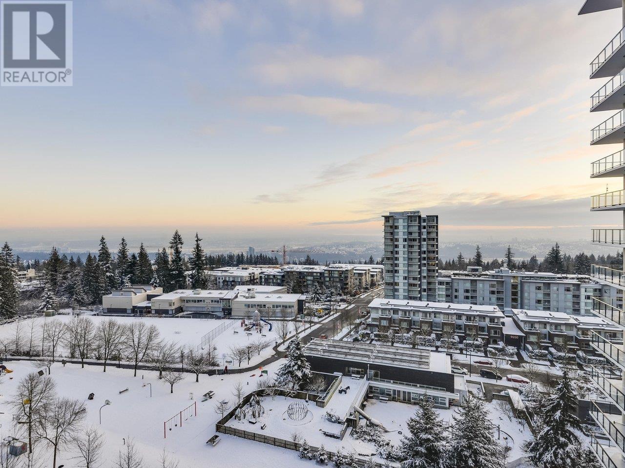 Listing Picture 20 of 24 : 1402 8761 UNIVERSITY CRESCENT, Burnaby / 本拿比 - 魯藝地產 Yvonne Lu Group - MLS Medallion Club Member