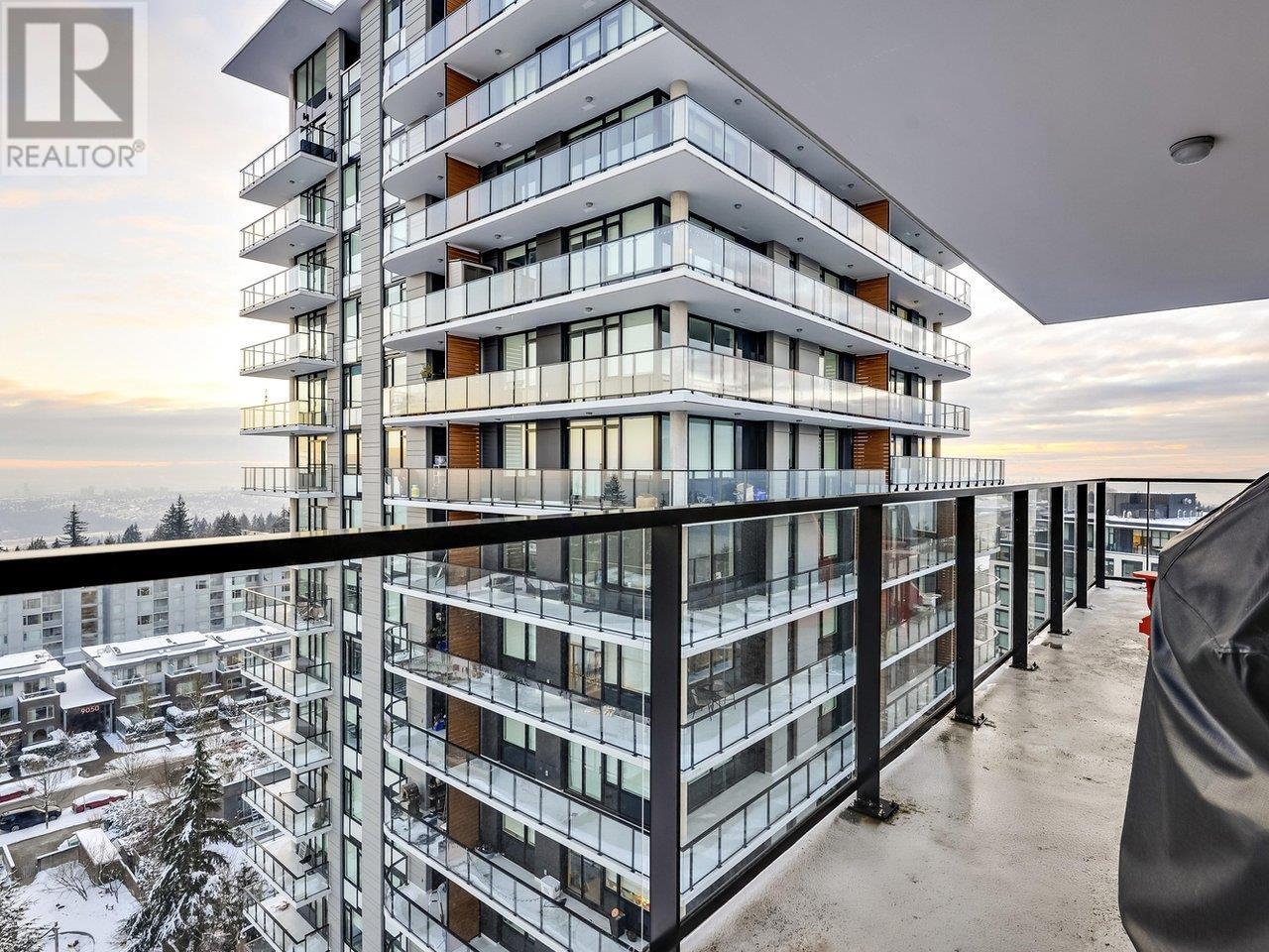 Listing Picture 19 of 24 : 1402 8761 UNIVERSITY CRESCENT, Burnaby / 本拿比 - 魯藝地產 Yvonne Lu Group - MLS Medallion Club Member