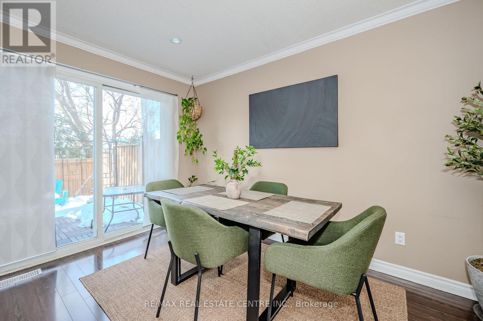 51 - 81 Hansen Road N, Brampton, Ontario  L6V 3C7 - Photo 8 - W12005692