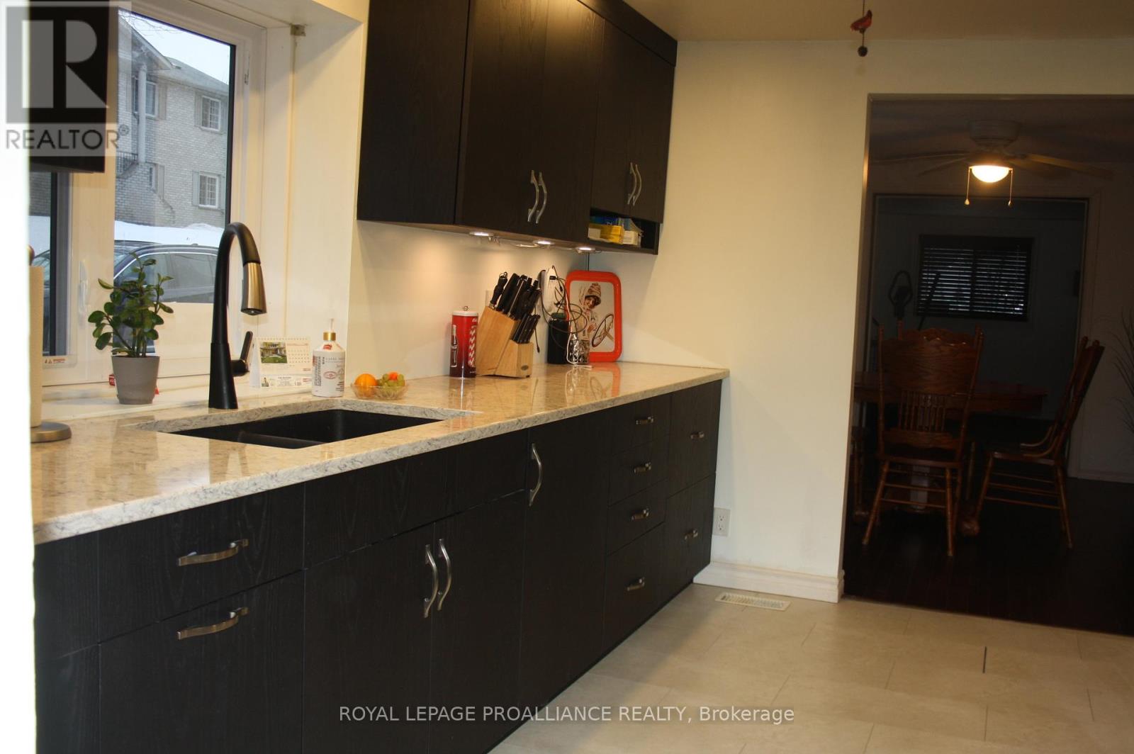 Property at 59 FRANK STREET image 3