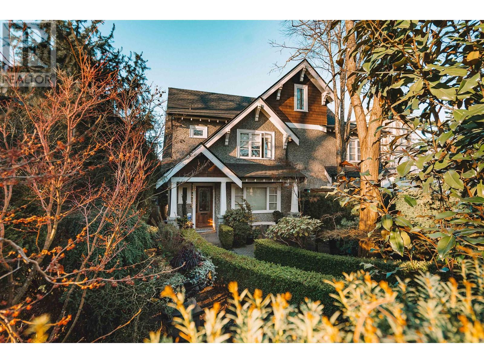 2511 W 1st Avenue, Vancouver, British Columbia  V6K 1G8 - Photo 2 - R2973383