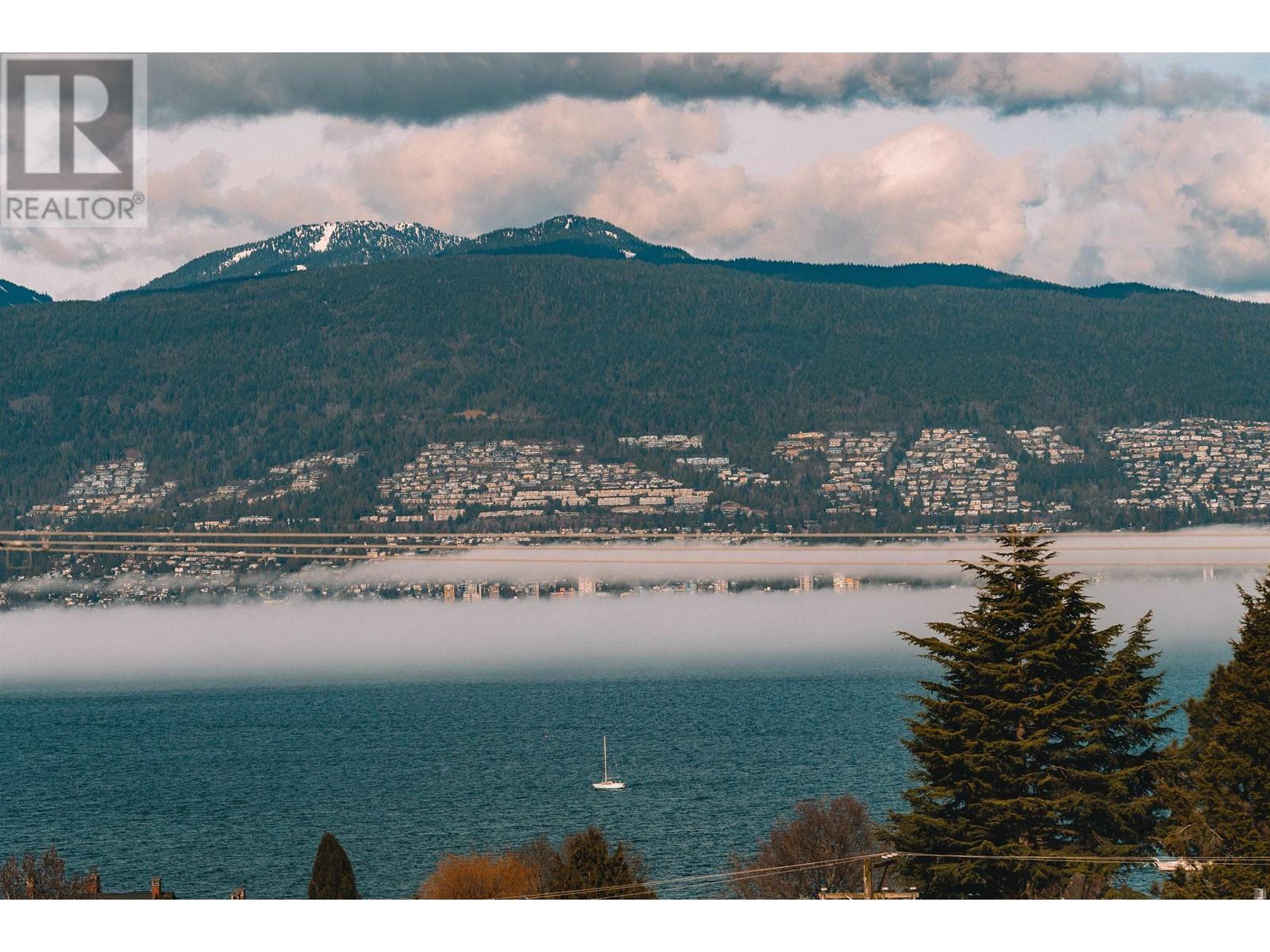 2511 W 1st Avenue, Vancouver, British Columbia  V6K 1G8 - Photo 19 - R2973383