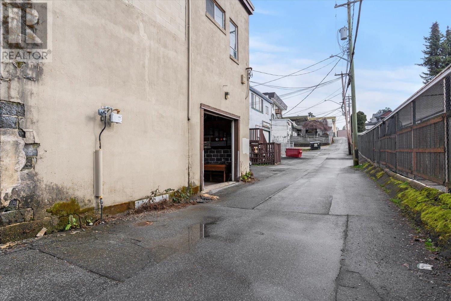 22344 Lougheed Highway, Maple Ridge, British Columbia  V2X 2T4 - Photo 24 - C8067249