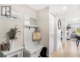 409 1519 CROWN STREET, North Vancouver, British Columbia