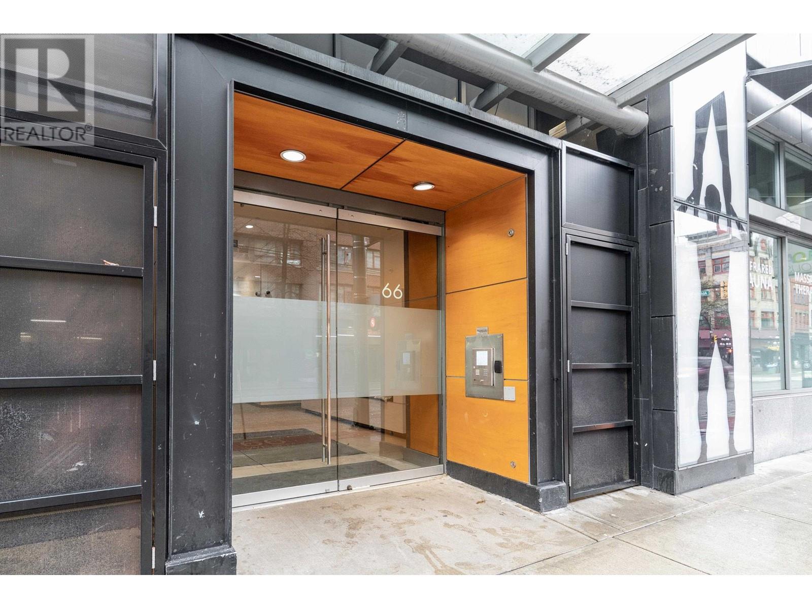 Listing Picture 3 of 18 : 203 66 W CORDOVA STREET, Vancouver / 溫哥華 - 魯藝地產 Yvonne Lu Group - MLS Medallion Club Member