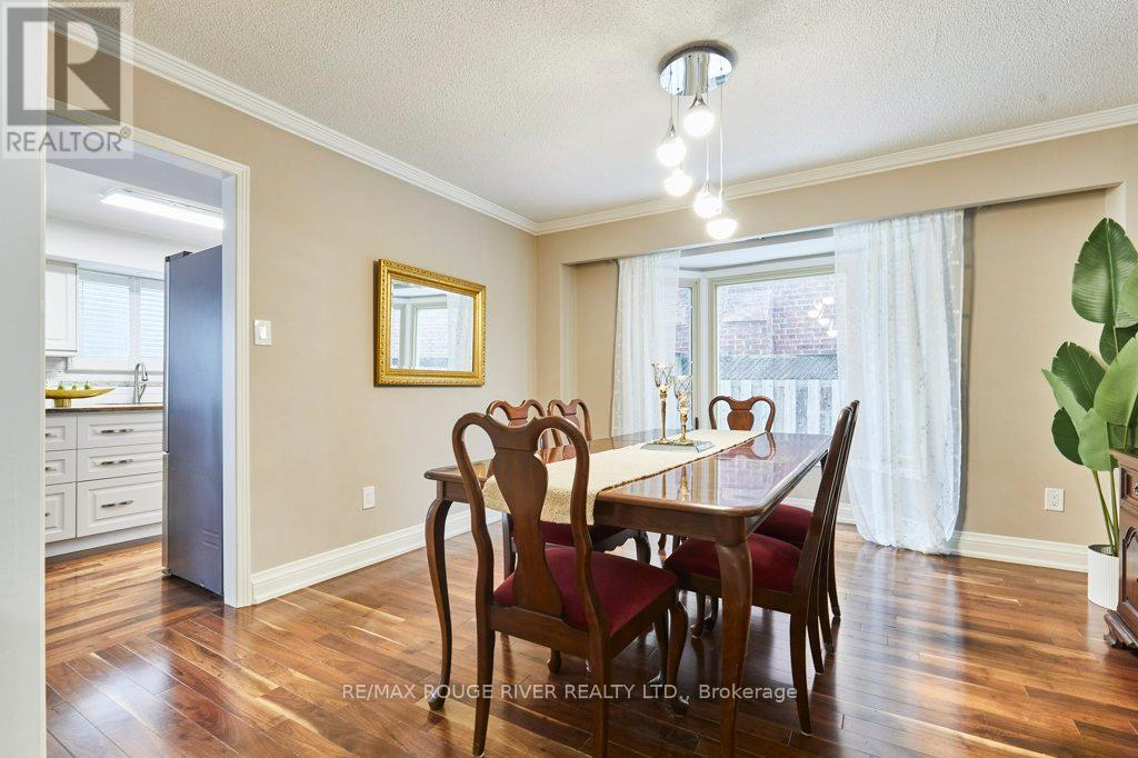 1161 Glenashton Drive, Oakville (Wc Wedgewood Creek), Ontario  L6H 5L7 - Photo 10 - W12005724
