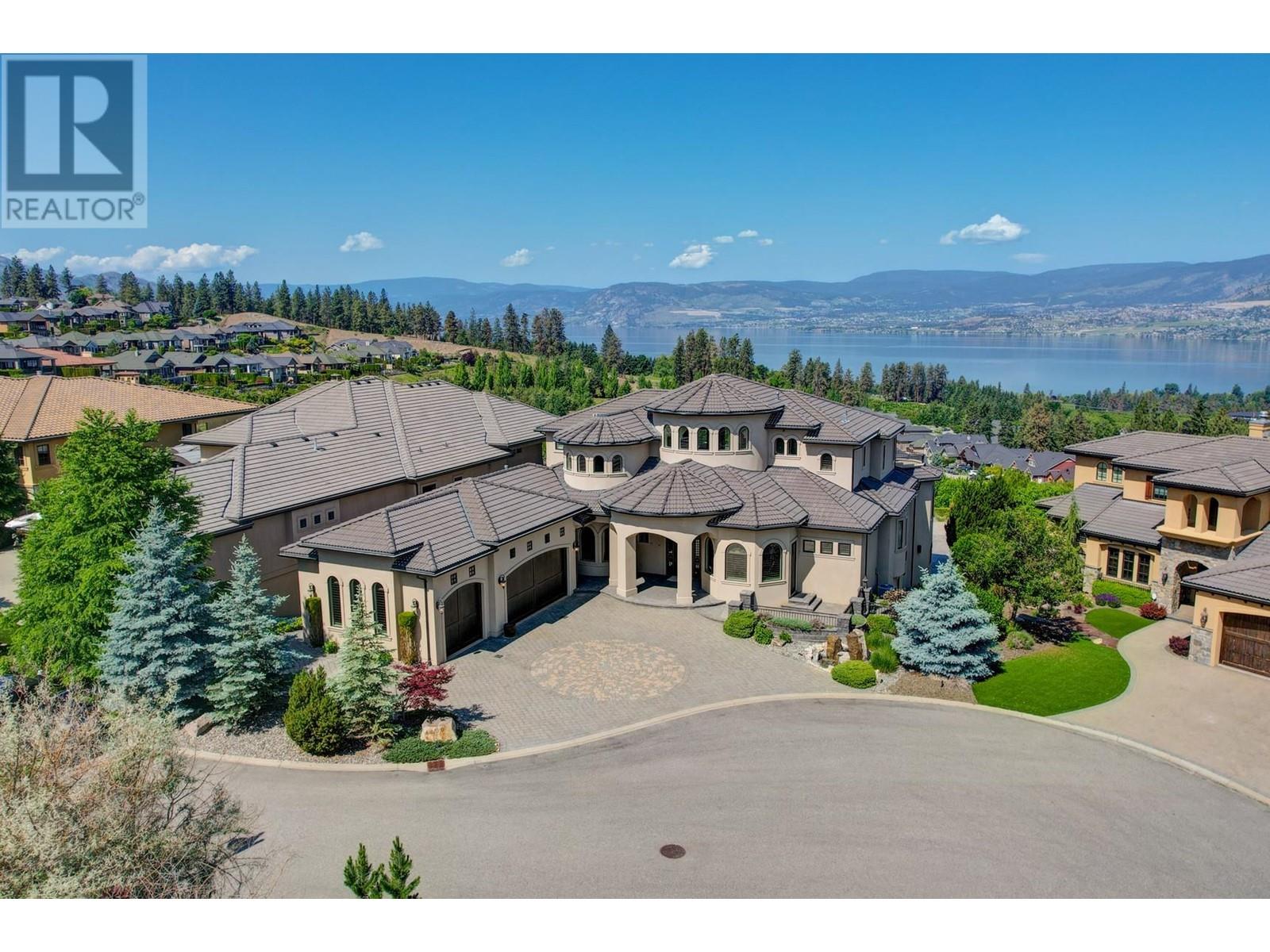 4860 Tuscany Lane, Kelowna, British Columbia