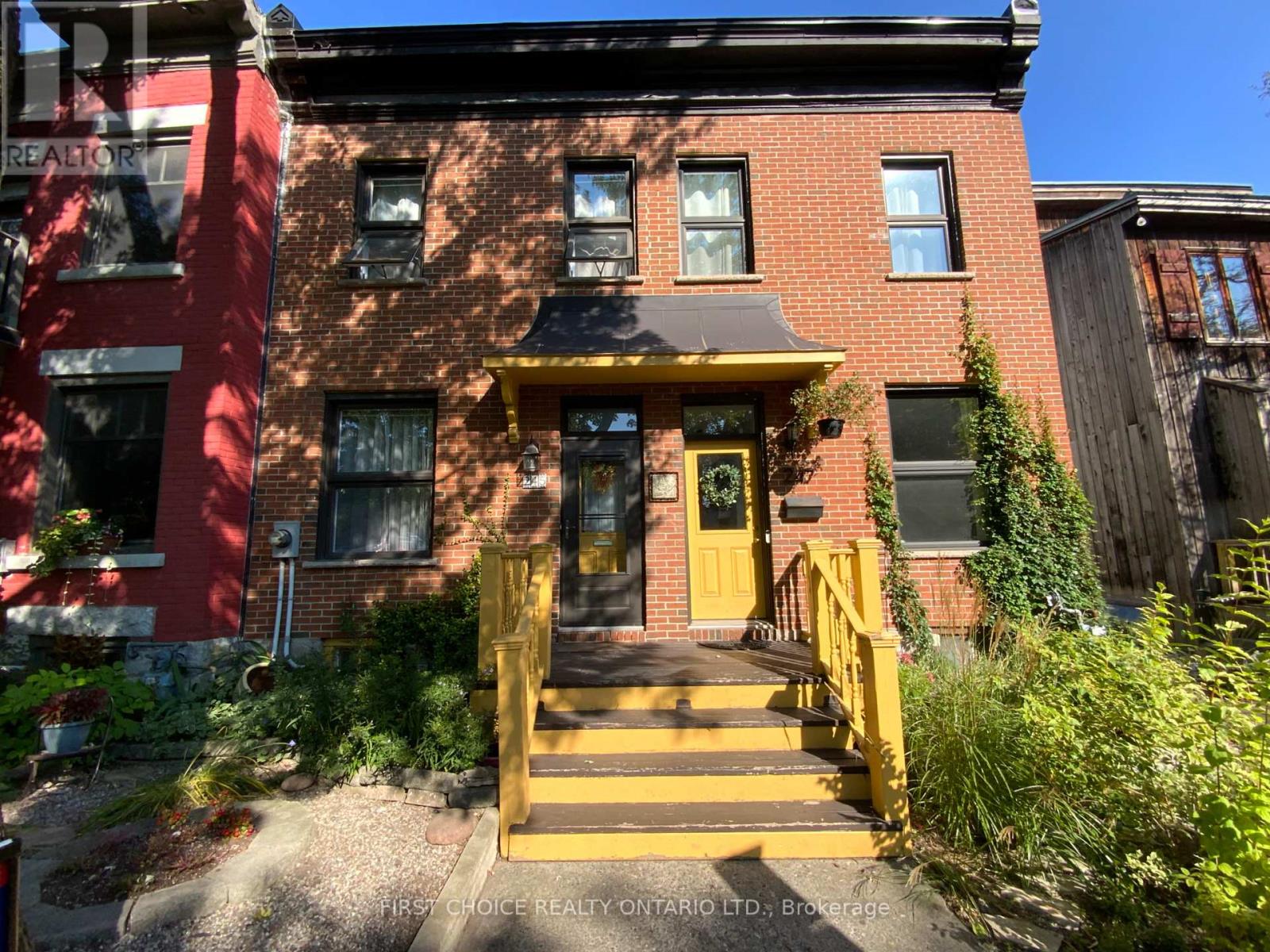 245 York Street, Ottawa, Ontario  K1N 5T9 - Photo 1 - X12005754