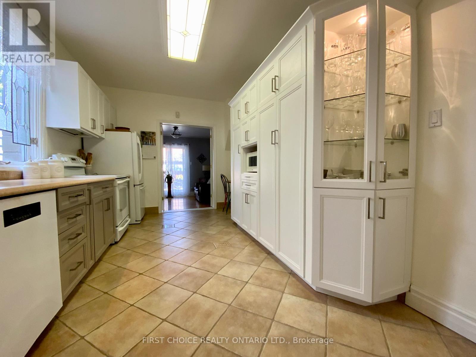 245 York Street, Ottawa, Ontario  K1N 5T9 - Photo 10 - X12005754