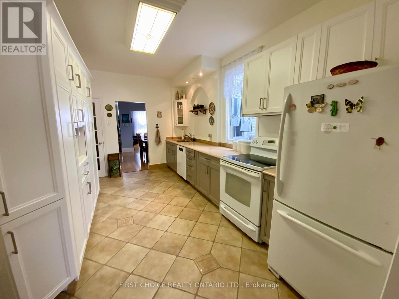 245 York Street, Ottawa, Ontario  K1N 5T9 - Photo 12 - X12005754