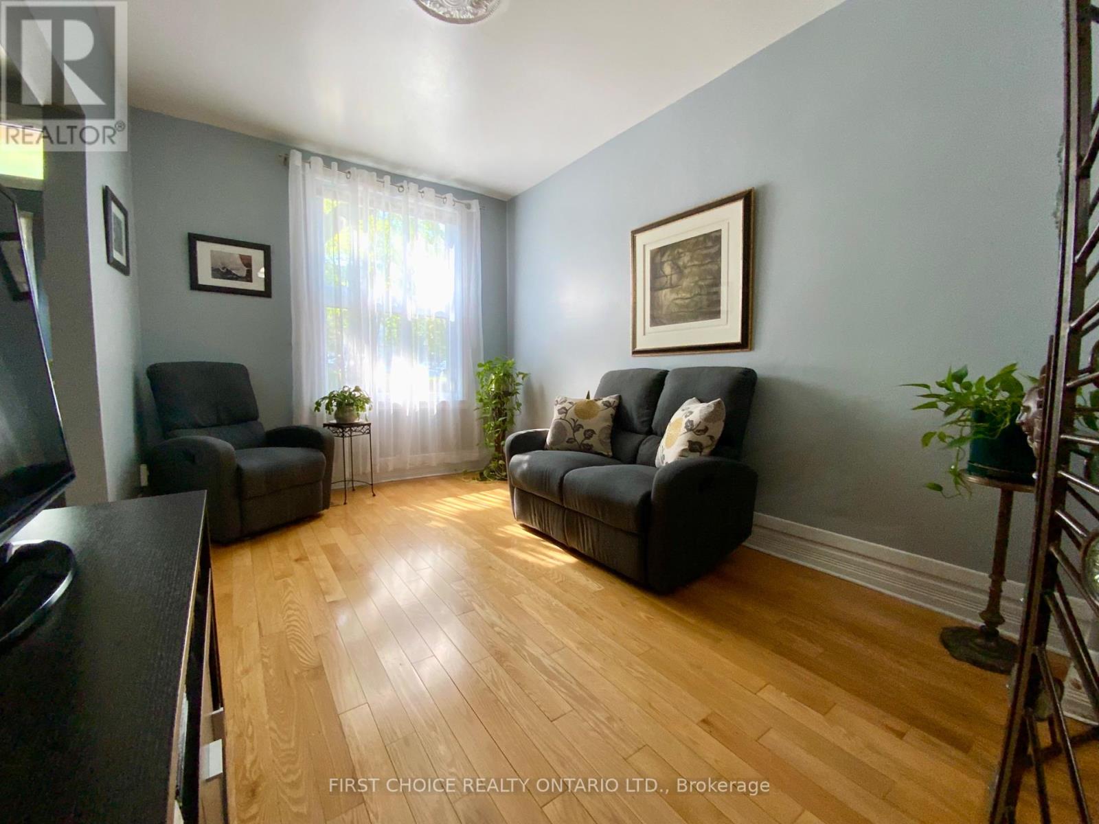245 York Street, Ottawa, Ontario  K1N 5T9 - Photo 8 - X12005754