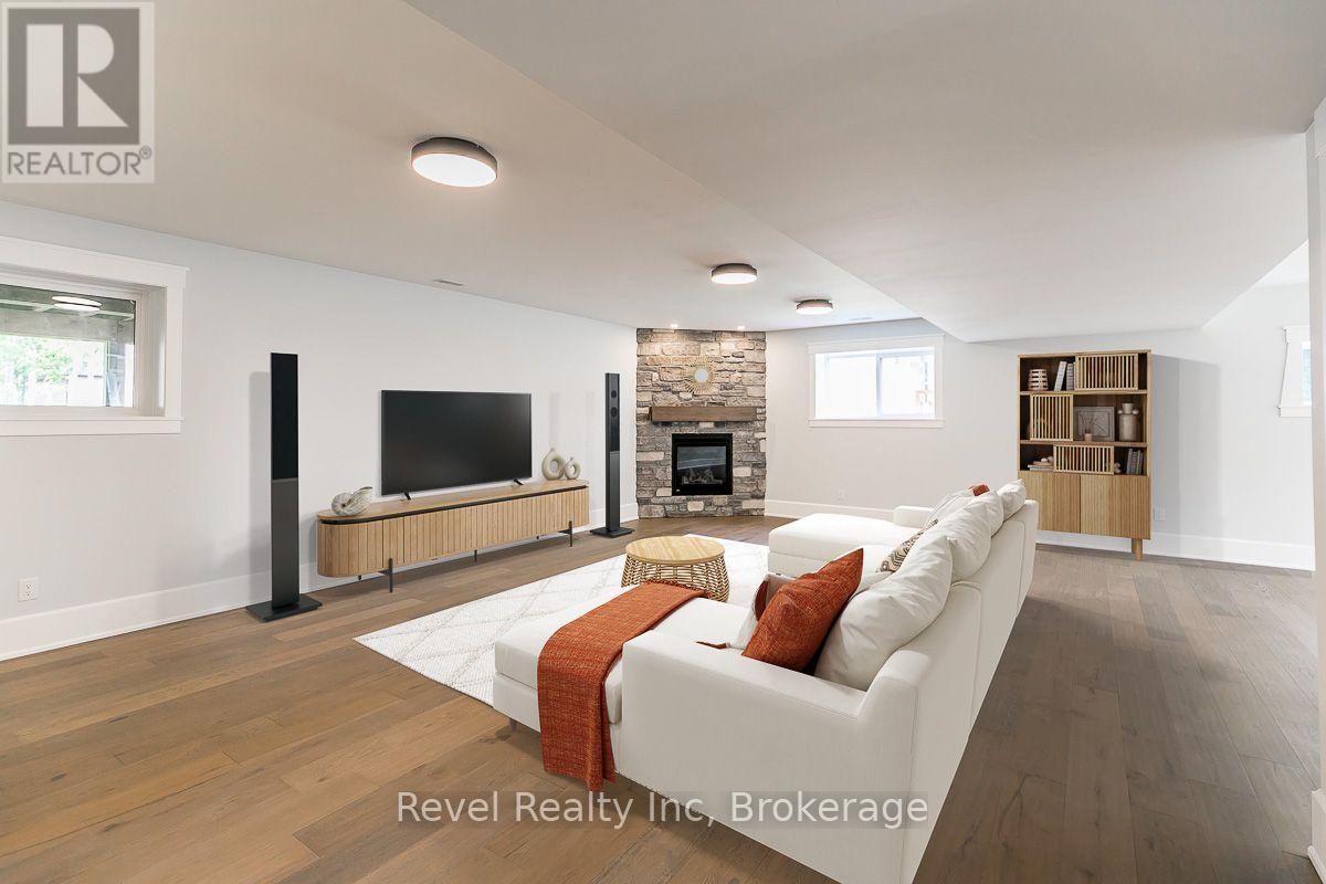 1749 Tiny Beaches Road S, Tiny, Ontario  L0L 1P0 - Photo 28 - S12005764