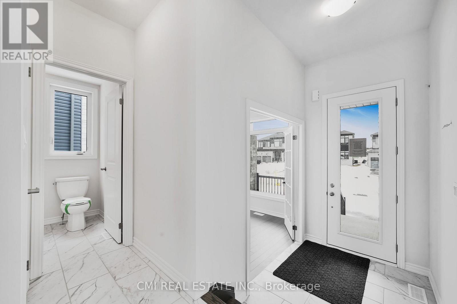 Property at 89 SUN VALLEY AVENUE image 4