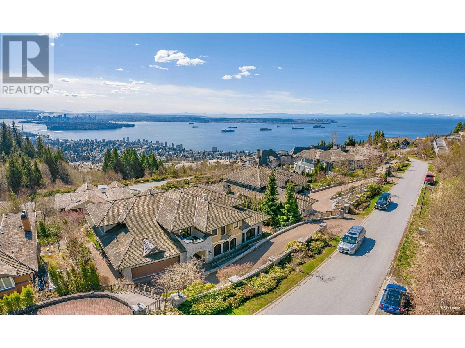 2336 Kadlec Court, West Vancouver, British Columbia  V7S 3K3 - Photo 33 - R2974757