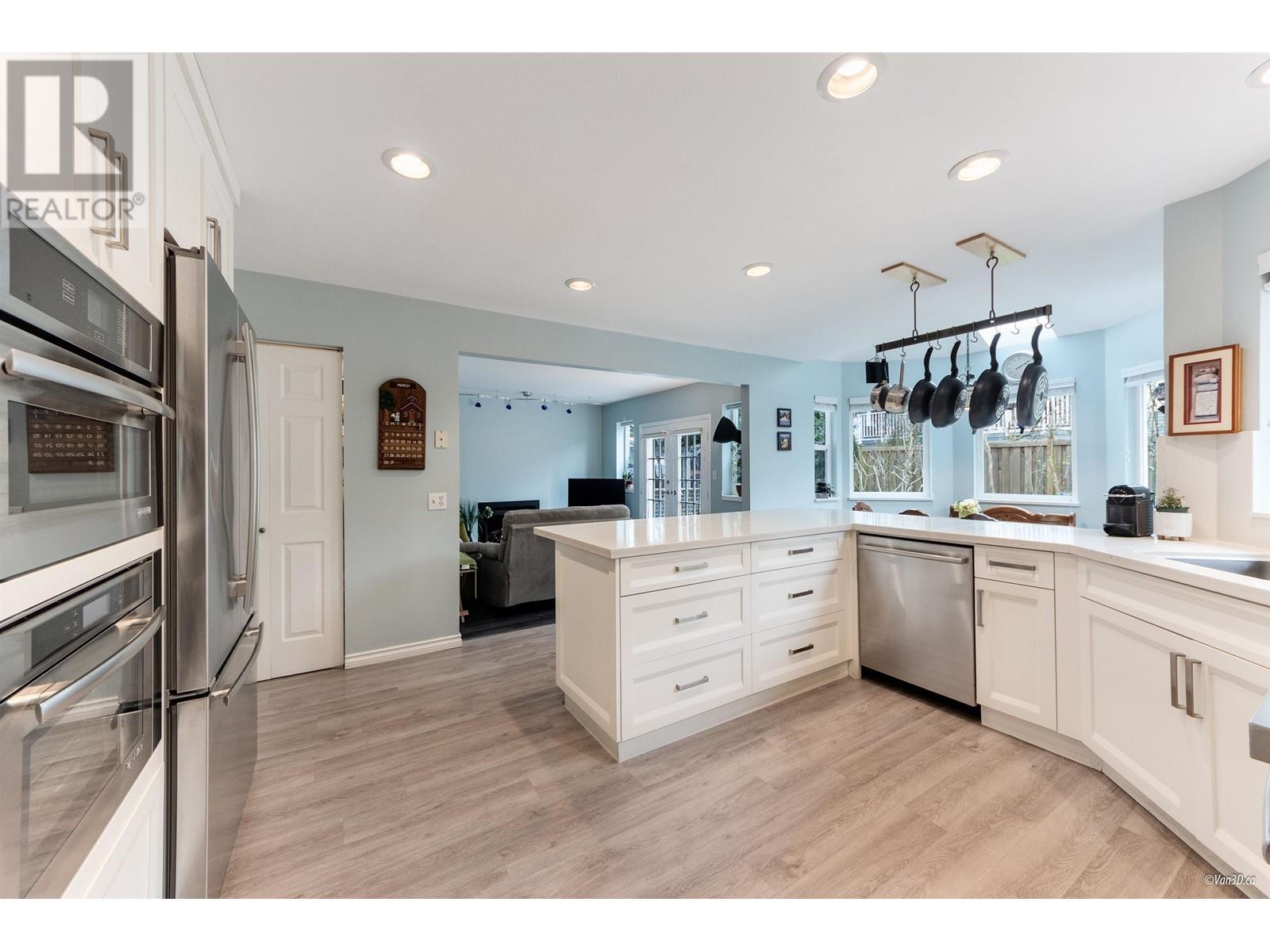 2622 Homesteader Way, Port Coquitlam, British Columbia  V3C 5Y6 - Photo 6 - R2974768