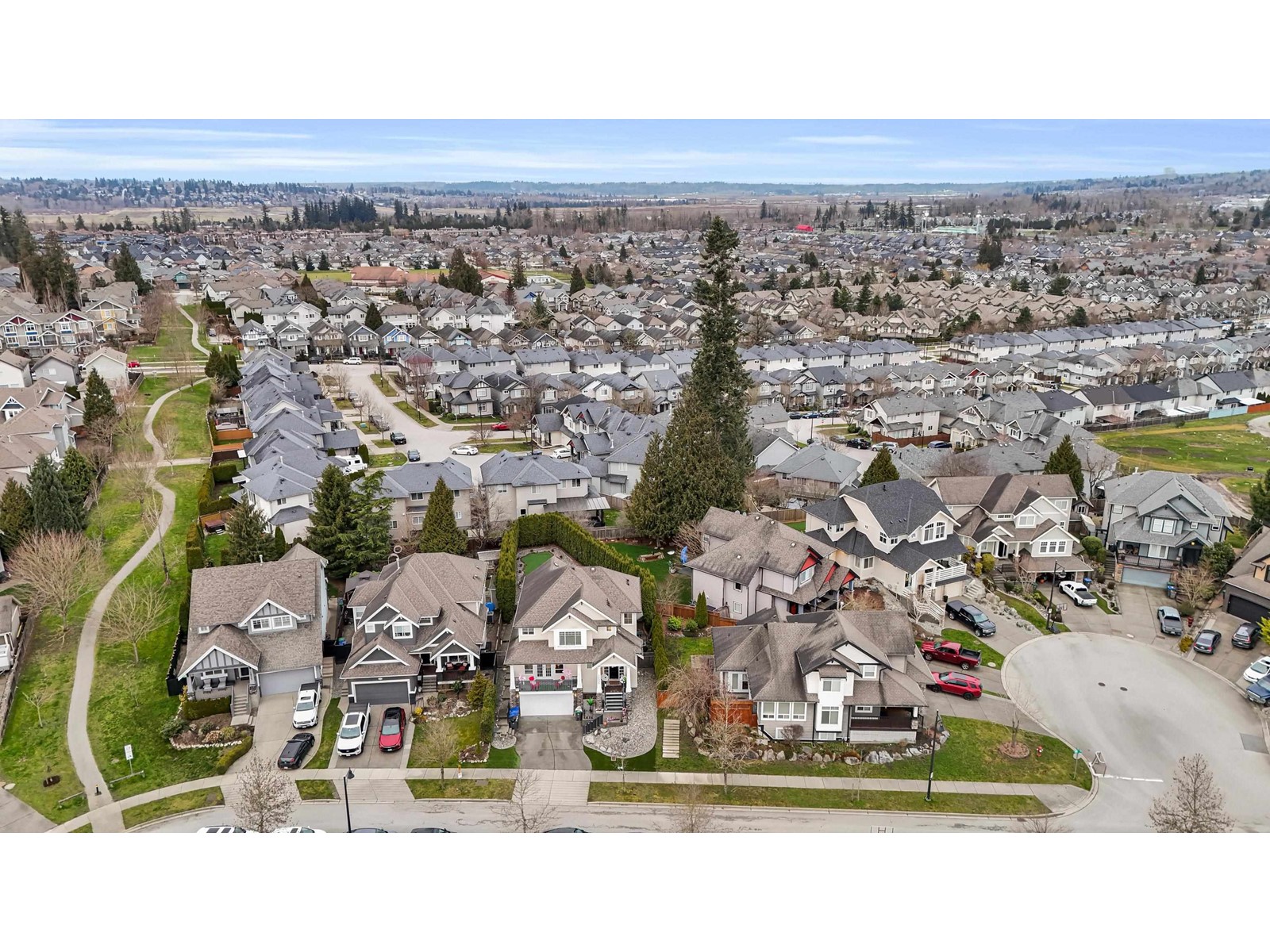 Property at 16535 59 AVENUE image 2