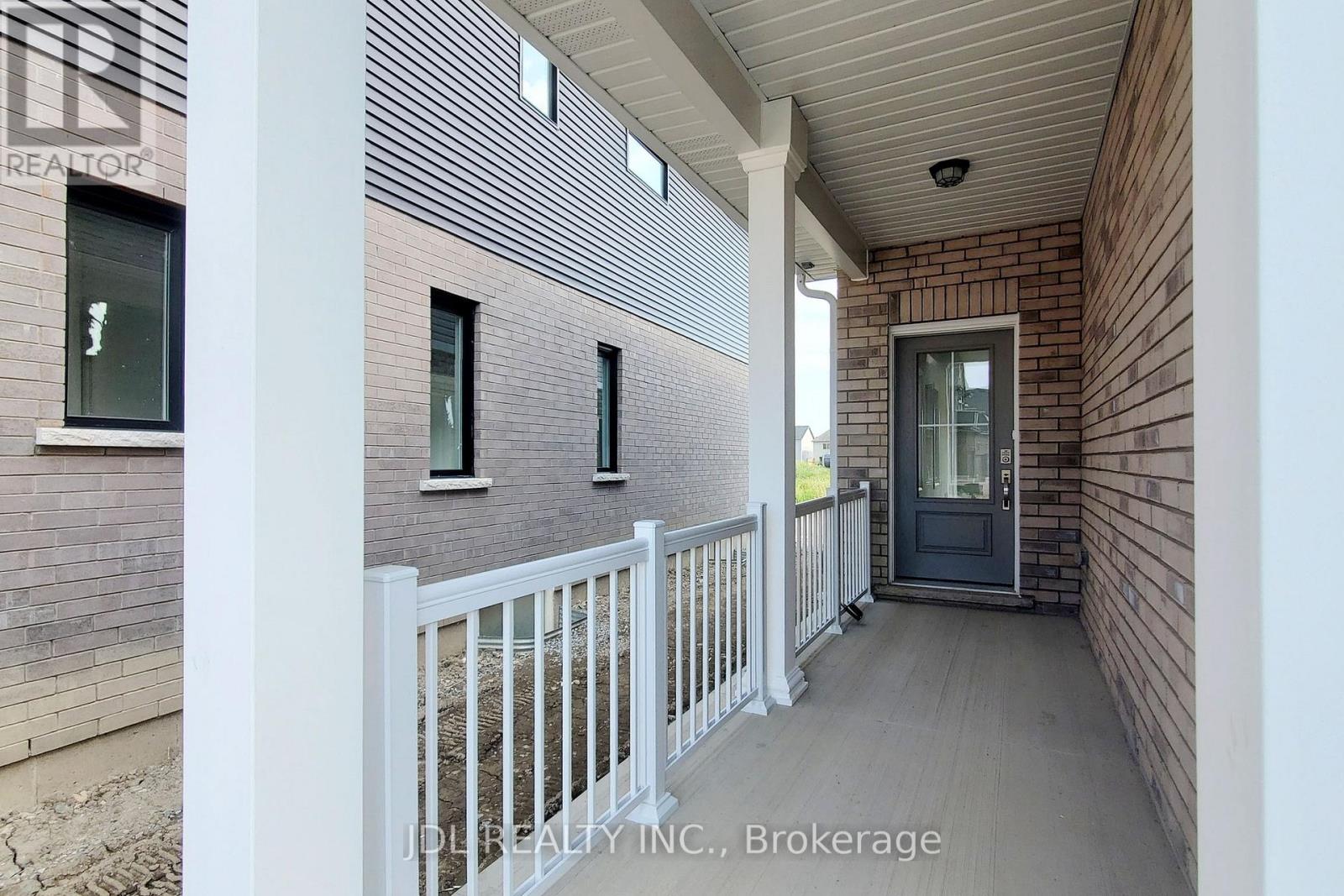 1 - 7461 Majestic Trail, Niagara Falls, Ontario  L2H 0K7 - Photo 2 - X12005807