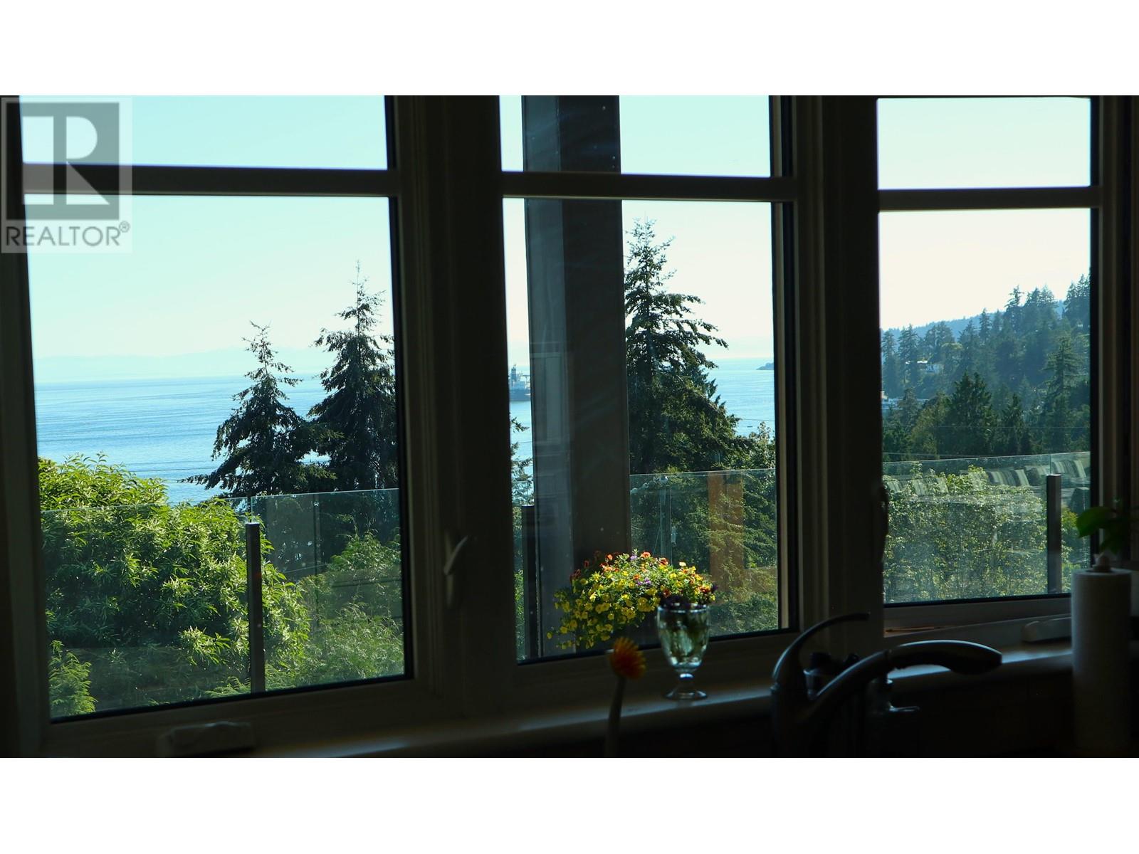 1408 31st Street, West Vancouver, British Columbia  V7V 4P5 - Photo 18 - R2903572