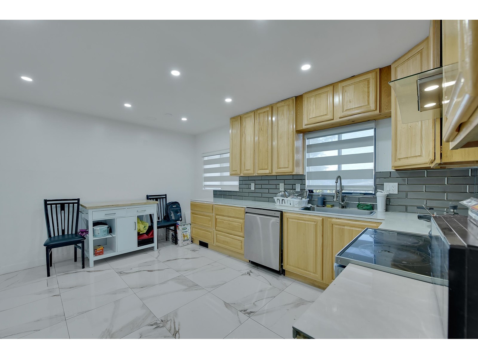 12889 63a Avenue, Surrey, British Columbia  V3X 1S4 - Photo 11 - R2972712