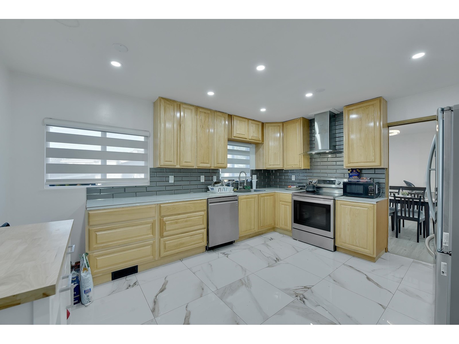 12889 63a Avenue, Surrey, British Columbia  V3X 1S4 - Photo 6 - R2972712