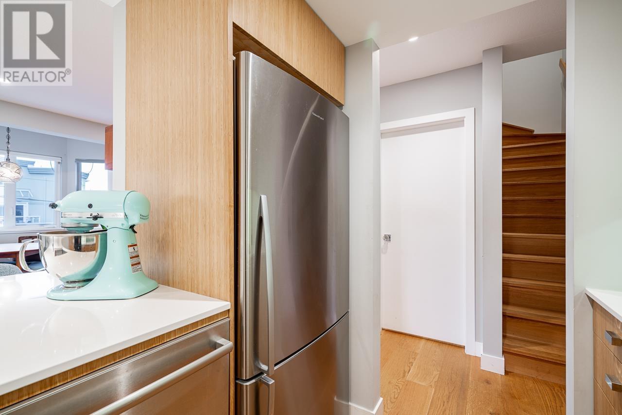 Listing Picture 16 of 37 : 22 1182 W 7TH AVENUE, Vancouver / 溫哥華 - 魯藝地產 Yvonne Lu Group - MLS Medallion Club Member