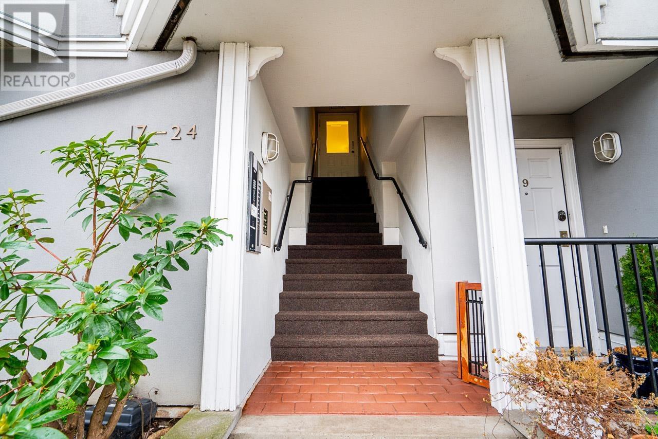 Listing Picture 2 of 37 : 22 1182 W 7TH AVENUE, Vancouver / 溫哥華 - 魯藝地產 Yvonne Lu Group - MLS Medallion Club Member