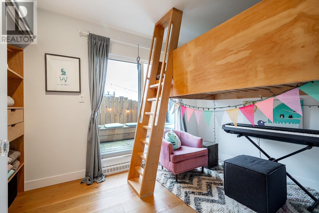 Listing Picture 27 of 37 : 22 1182 W 7TH AVENUE, Vancouver / 溫哥華 - 魯藝地產 Yvonne Lu Group - MLS Medallion Club Member