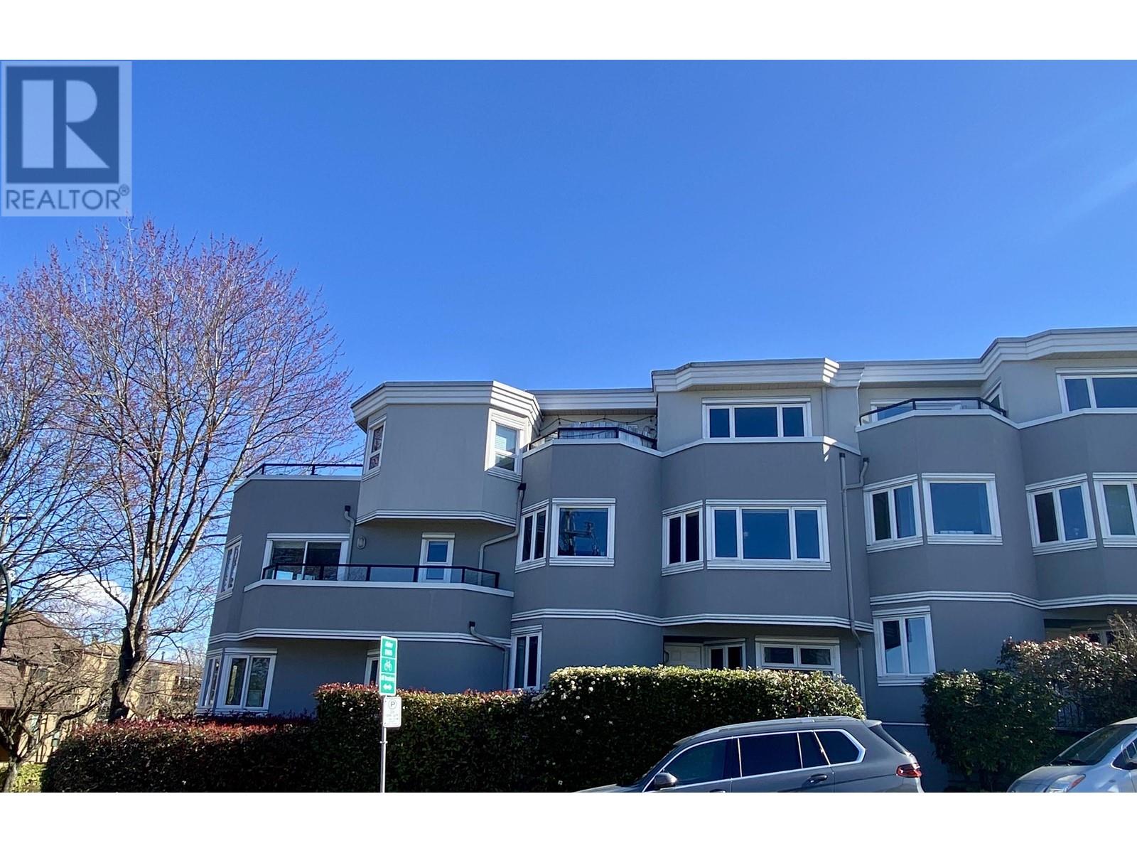 Listing Picture 35 of 37 : 22 1182 W 7TH AVENUE, Vancouver / 溫哥華 - 魯藝地產 Yvonne Lu Group - MLS Medallion Club Member