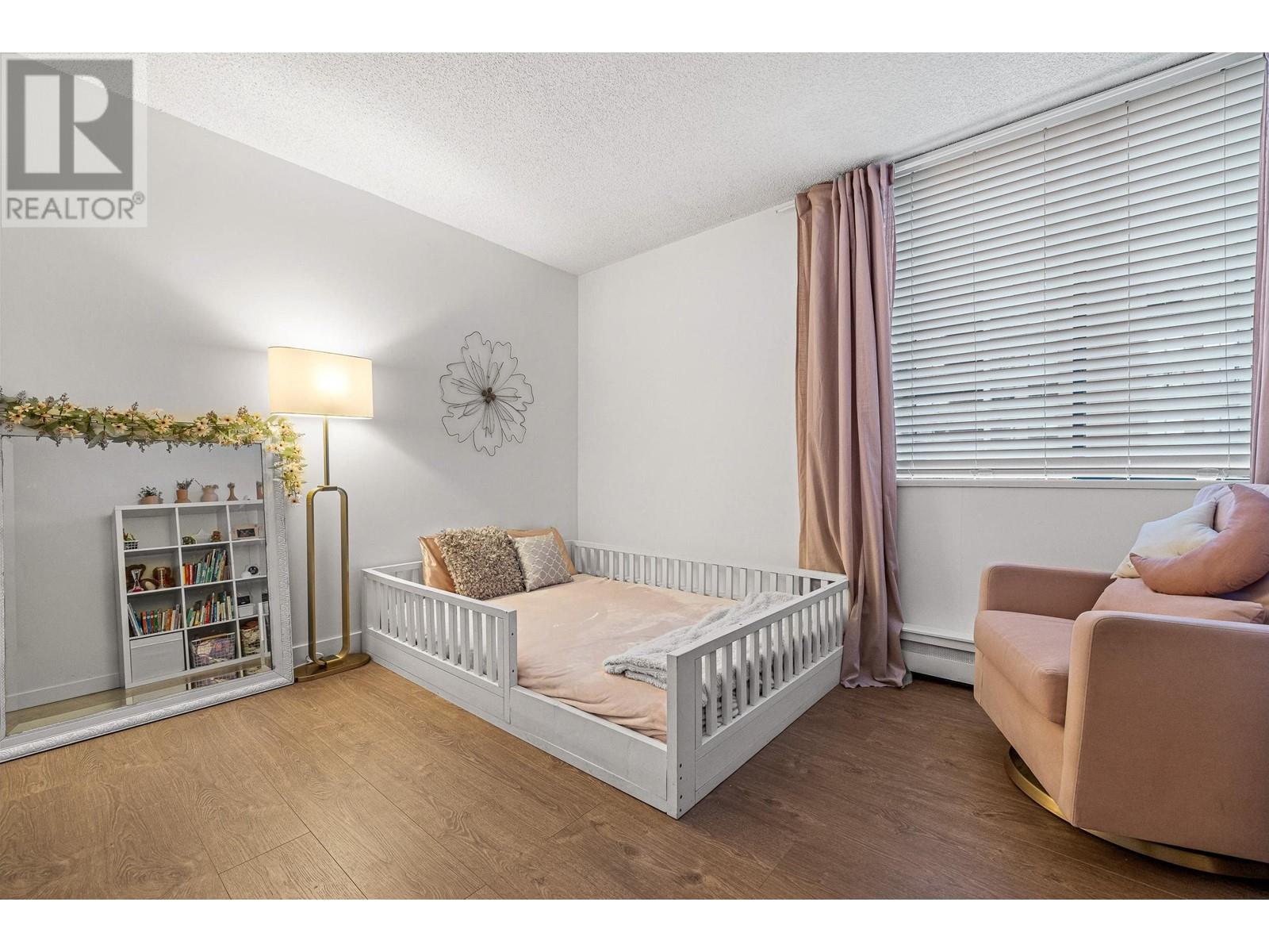 603 3737 Bartlett Court, Burnaby, British Columbia  V3J 7E3 - Photo 15 - R2974792