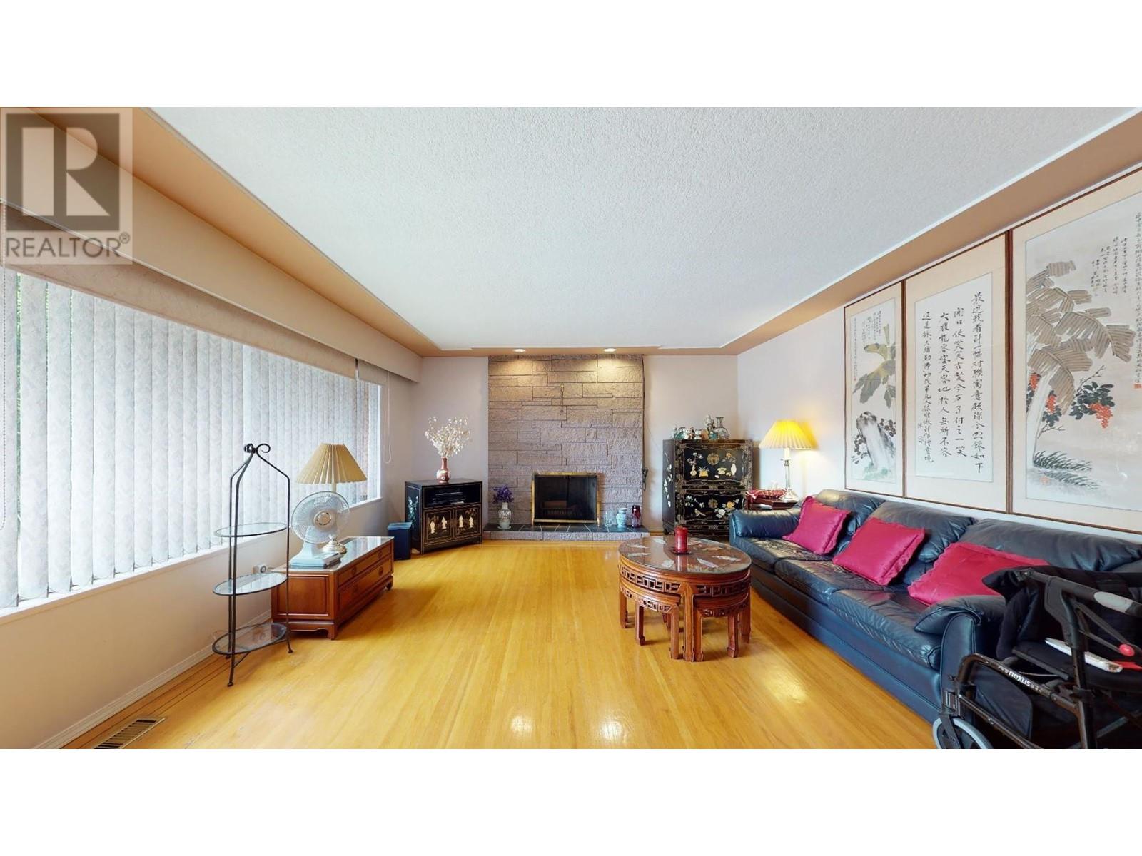 Property at 7808 ROSS STREET image 3