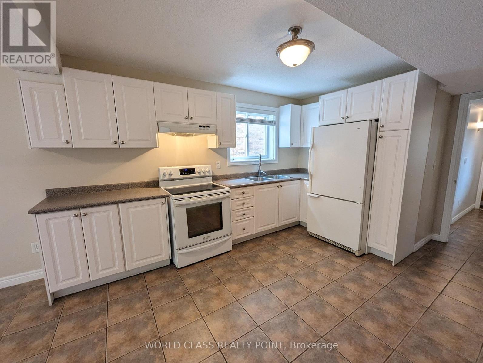 W/o Bsm - 39 Macbride Crescent, Vaughan, Ontario  L6A 3R3 - Photo 8 - N12005879