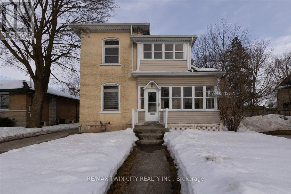 Property at 127 LAUREL STREET image 1