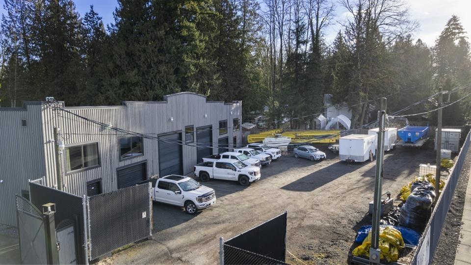Property at 23009 FRASER HIGHWAY image 2