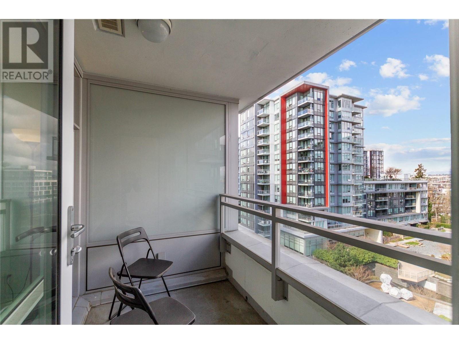 Listing Picture 14 of 26 : 1015 8800 HAZELBRIDGE WAY, Richmond / 烈治文 - 魯藝地產 Yvonne Lu Group - MLS Medallion Club Member