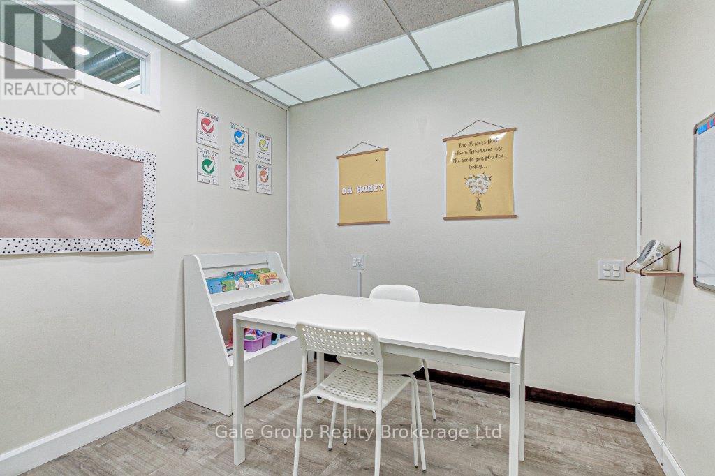 Unit B - 442 Dundas Street, Woodstock, Ontario  N4S 1C1 - Photo 13 - X12005906