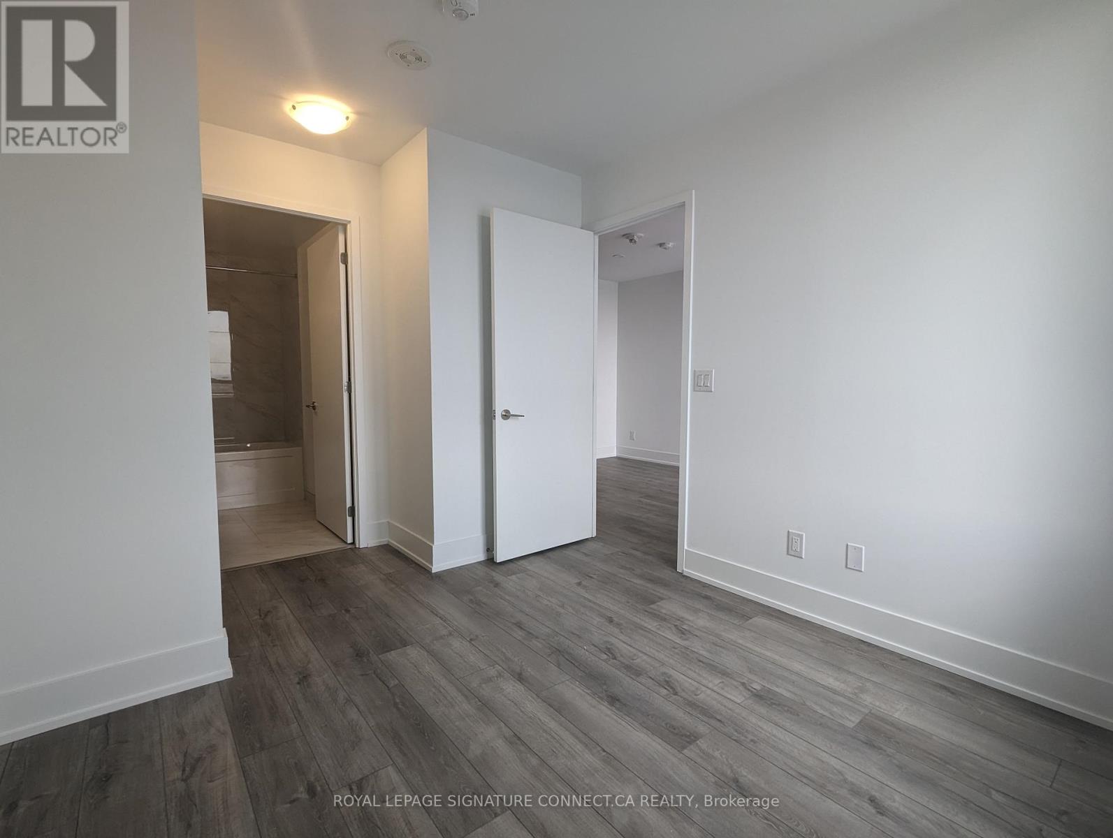 1012 - 3100 Keele Street, Toronto, Ontario  M3M 0E1 - Photo 6 - W12005932