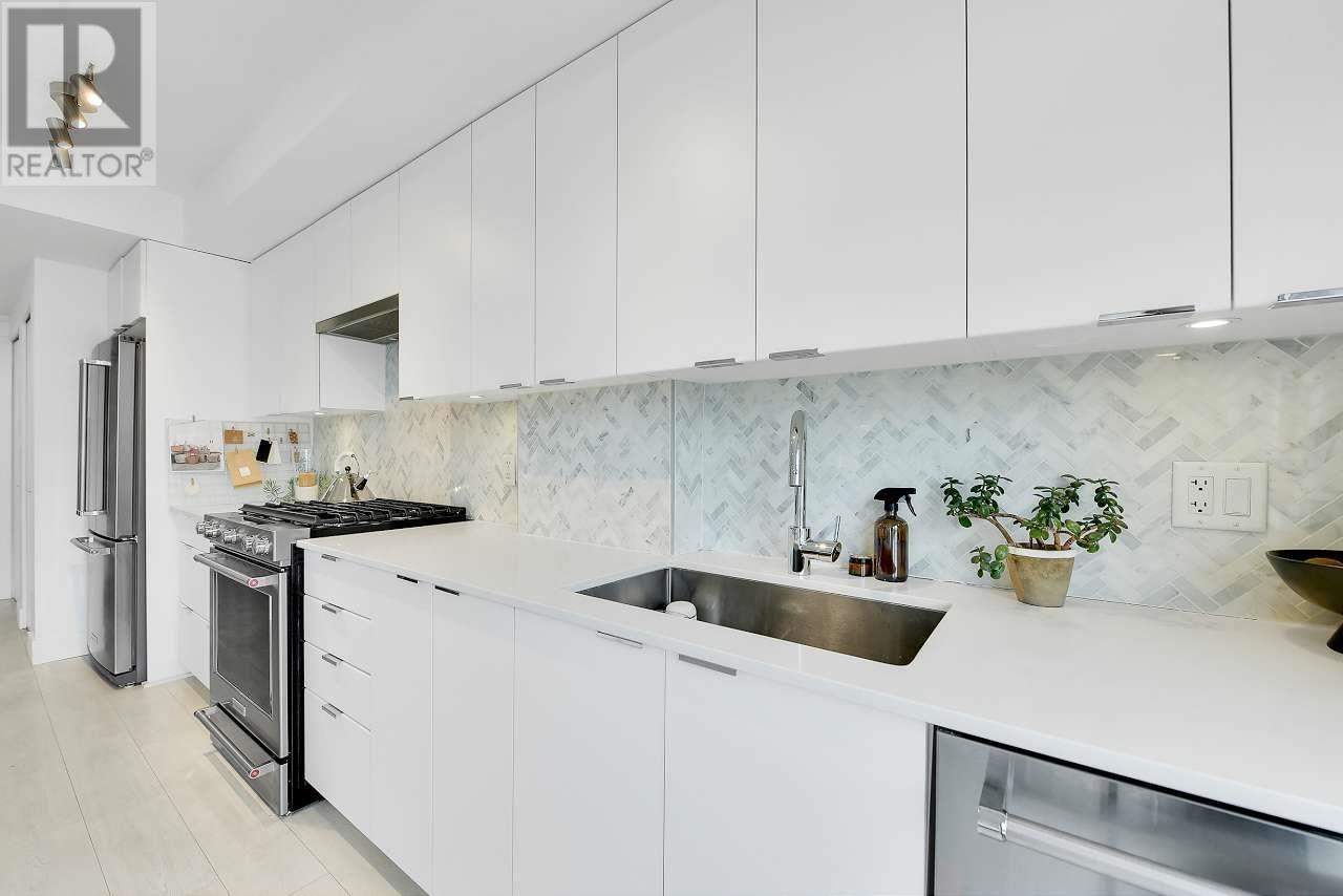 409 131 E 3rd Street, North Vancouver, British Columbia  V7L 0E3 - Photo 9 - R2962466