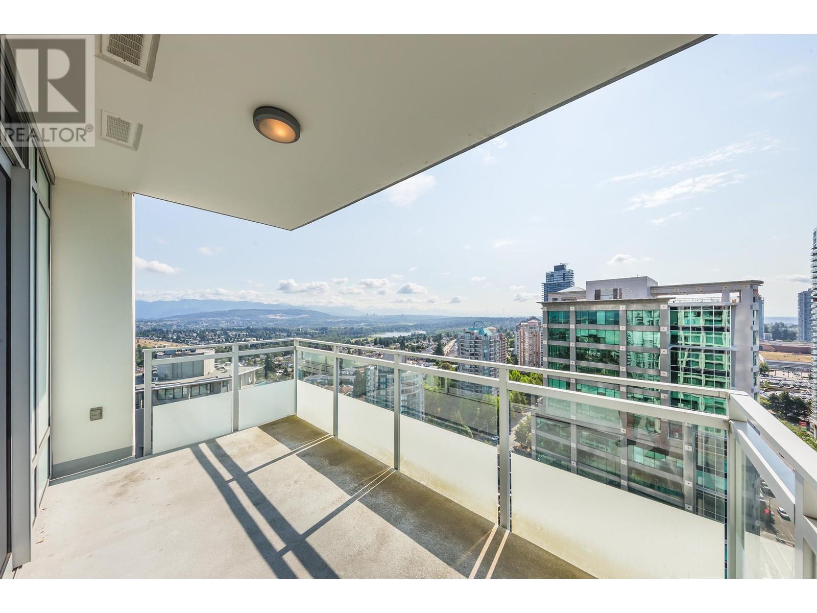 Listing Picture 11 of 18 : 2110 4508 HAZEL STREET, Burnaby / 本拿比 - 魯藝地產 Yvonne Lu Group - MLS Medallion Club Member