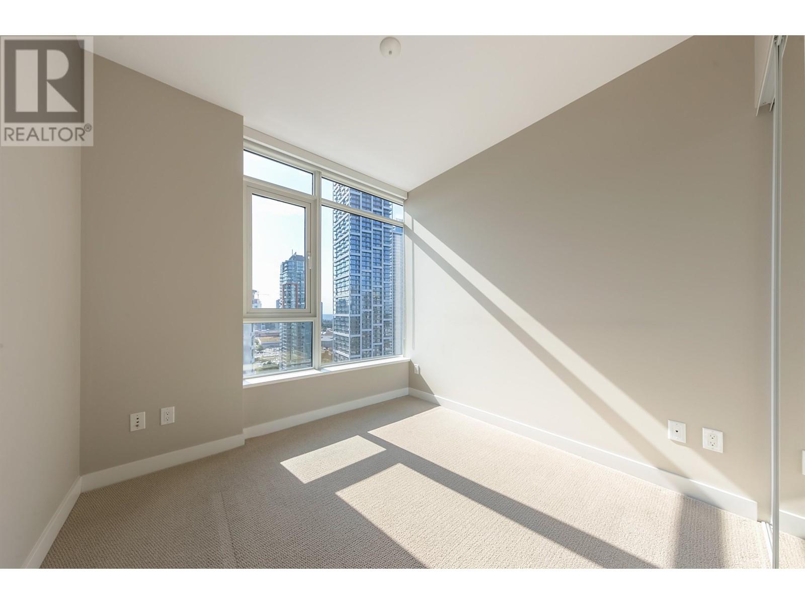 Listing Picture 7 of 18 : 2110 4508 HAZEL STREET, Burnaby / 本拿比 - 魯藝地產 Yvonne Lu Group - MLS Medallion Club Member