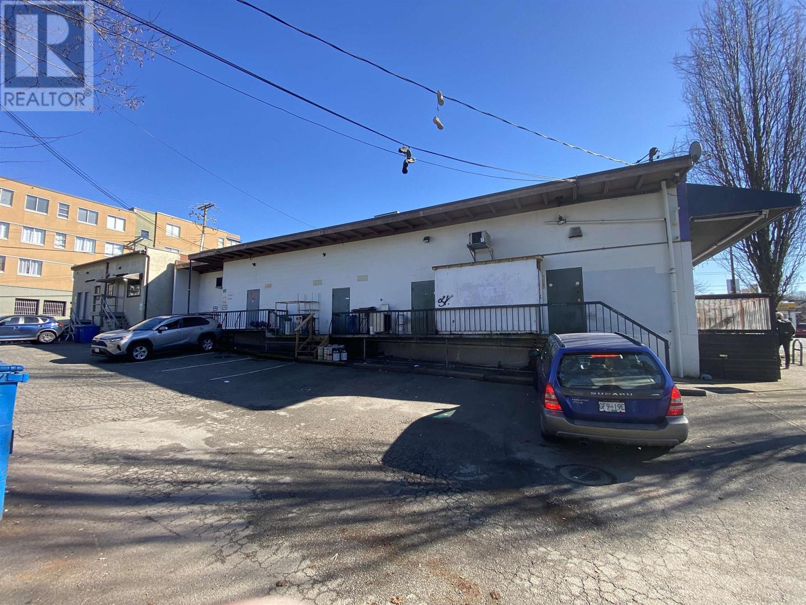 2085 Commercial Drive, Vancouver, British Columbia  V5W 4B1 - Photo 6 - C8067277