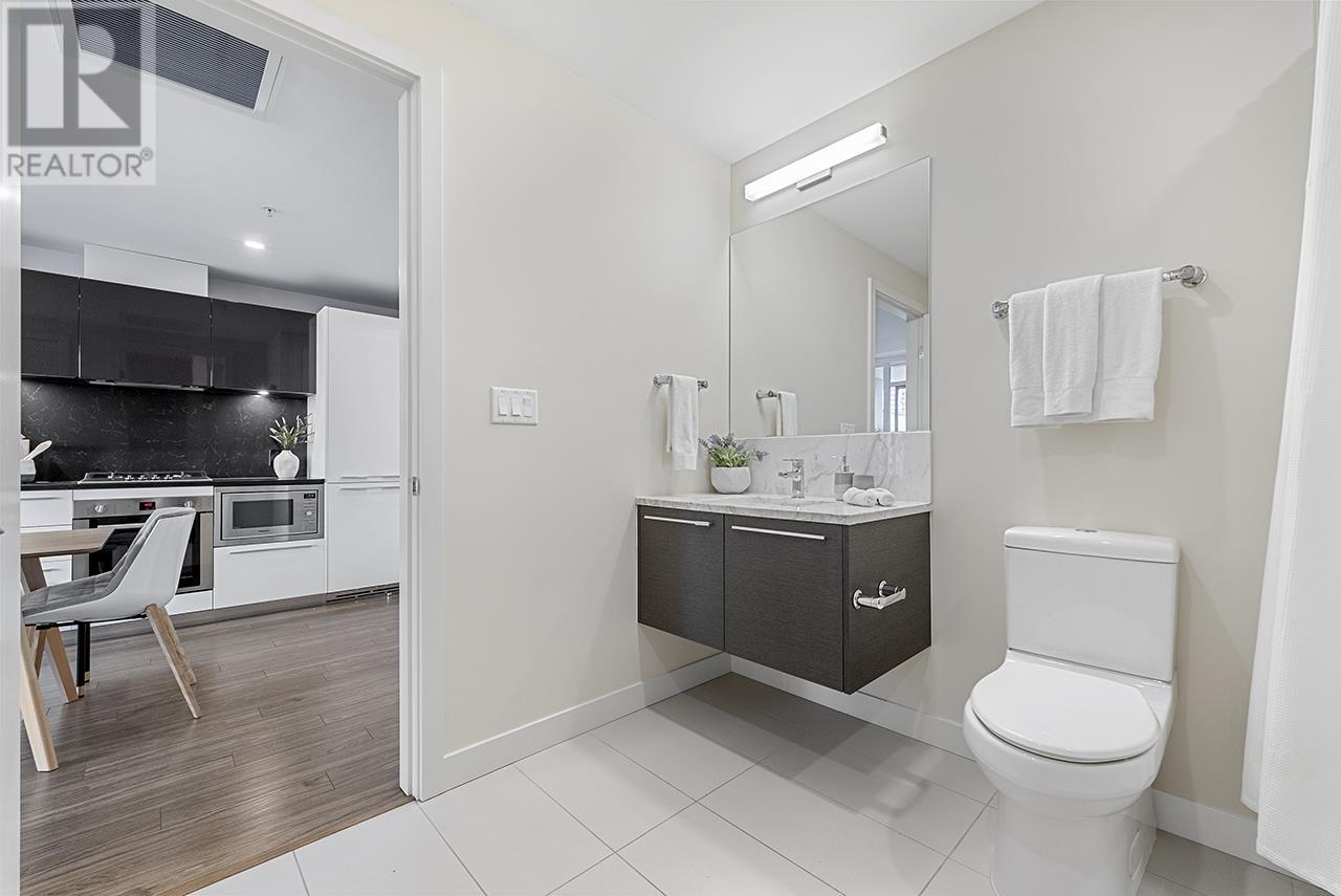 Listing Picture 12 of 31 : 2301 6383 MCKAY AVENUE, Burnaby / 本拿比 - 魯藝地產 Yvonne Lu Group - MLS Medallion Club Member
