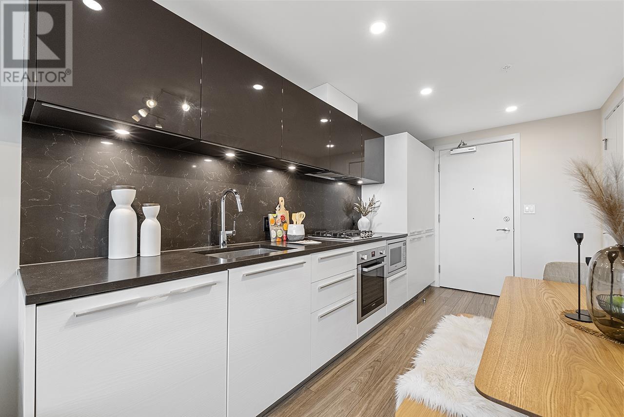 Listing Picture 6 of 31 : 2301 6383 MCKAY AVENUE, Burnaby / 本拿比 - 魯藝地產 Yvonne Lu Group - MLS Medallion Club Member